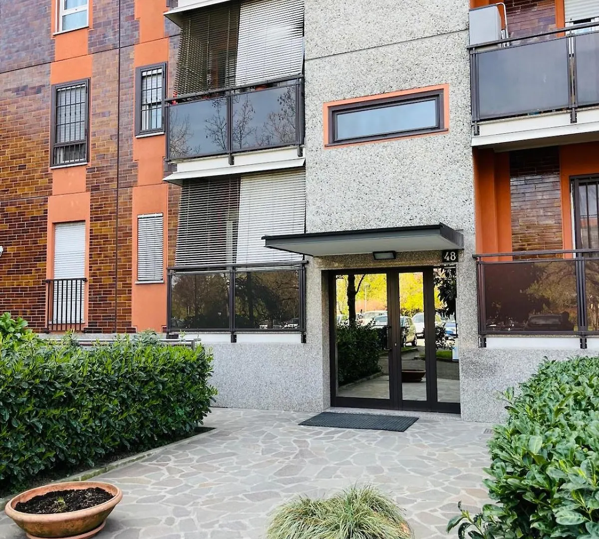 Milan Fiera San Siro Free Parking Apartment 0*,  Italy
